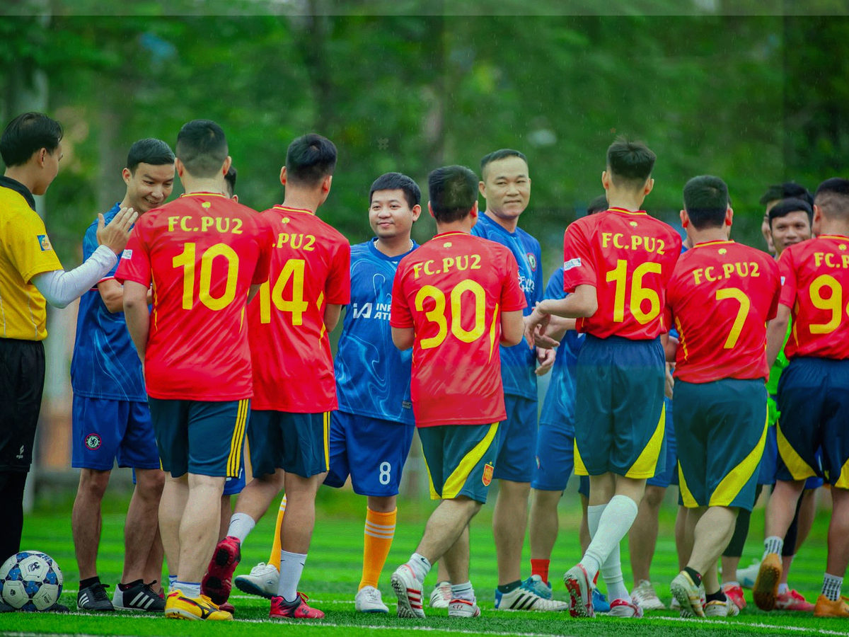 五段阶梯状色带图形，每段标注档位区间，旁附等宽数字刻度